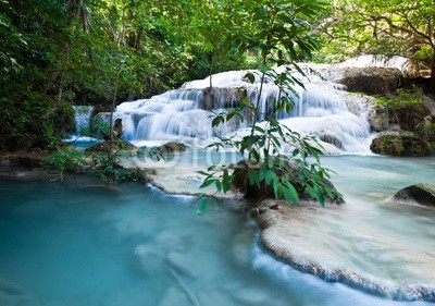 calcassa, Waterfall in the Erawan National park (Thailand, Erawan, Nationalpark, Wasserfall, Kaskaden, Urwald, erfrischend, Urwald, Natur, Landschaft, Urlaub, Wellness, Badezimmer, Treppenhaus, Fotografie, Wunschgröße,  bunt)