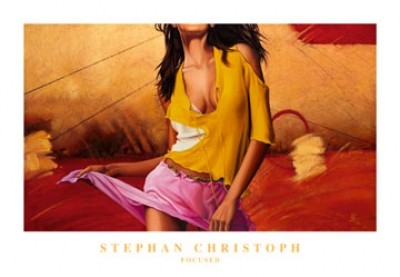 Stephan Christoph, Focused (Frau, junge Frau, Dekoltee, Erotik, lasziv, schwungvoll, Figurativ, Modern, People & Eros, Fotorealismus, Wohnzimmer)