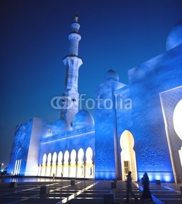 creativei, Grand Mosque or Sheikh Zayed Mosque (abu, al, allah, arabe, arabisch, arabisch, architektur, asien, glaube, kasten, kuppel, ost, emirate, emirate, faith, berühmt, flügel, golfer, heilig, islam, islam, orientierungspunkt, mitte, minarett, moschee, muslim, nacht, säulen, gebet, religio)