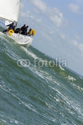 Darren Baker, Steep Seas (yacht, sailing, segel, rennsport, regatta, crew, zusammenarbeit, führung, skipper, kapitän, nass, ozean, meer, wasser, welle, eintauchen, boot, schiff, wind, windig, stürmisch, wettrenne)