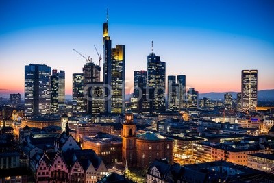 davis, Frankfurt am Main (frankfurt, panorama, stadt, hessen, nacht, skyline, stadt, architektur, turm, hochhaus, business, euro, bank, bank, gebÃ¤ude, frankfurt, main, deutsc)