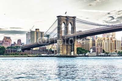 dade72, Brooklyn bridge, New York City (Wunschgröße, Fotokunst, Metropole, USA, Großstadt, New York, Skyline, Brücke, Hudson River, Fluss, Architektur, Stadtlandschaft, Büro, Business, Wohnzimmer, bunt)