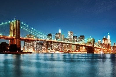 dell, Brooklyn bridge at night (Wunschgröße, Photografie, Fotografie, Metropole, Stadt, New York, Fluss, Nachtszene, Skyline, Beleuchtung, Spiegelungen, Büro, bunt)