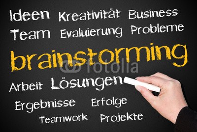 DOC RABE Media, Brainstorming - Teamwork Concept (brainstorming, ideen, ideen, kreativität, gespann, zusammenarbeit, zusammenarbeit, arbeit, job, beruf, abtrennung, rechtsbehelf, erfolg, erfolg, blühend, business, projekt, projekt, studieren, schule, gruppe, personal, werkstätte, schulung, semina)