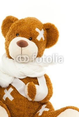 drubig-photo, kranker bär (nachforschungen, baby, krank, kinderarzt, spaß, bär, kind, gesundheit, fieber, erholen, krankenhaus, gemütlich, plüschtier, flach, halsschmerzen, grippe, abwehr, baby, impfung, impfen, hilfe, schutz, doktor, kriechen, schutz, safety, kind, klein, süs)