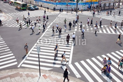 eyetronic, Ginza in Tokyo (japan, leute, tokyo, tokyo, kreuzung, straße, crossroad, straße, shibuya, japanisch, menschenmenge, leute, person, menge, masse, überqueren, spaziergang, asien, fußgänger, zebrastreifen, crossroad, einkaufen, fußgänger, hauptstadt, stadt, hekti)