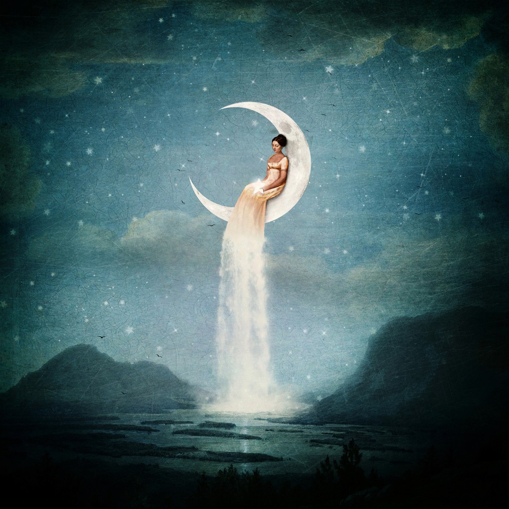 Paula Belle Flores, Moon River Lady (Mondsichel, Frau, Kleid, Wasserfall, Fluss, Sternenhimmel, Landschaft, Nachtszene, mystisch, Fantasy, surreal, modern, Schlafzimmer, Jugendzimmer, Wunschgröße)