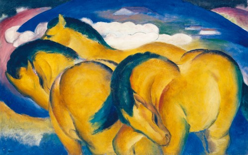 Franz Marc, Die kleinen gelben Pferde (Wunschgröße, Malerei, Expressionismus, Pferde, Tiere, kleine Pferde, figurativ, Landschaft, Hügel, Wolken, klassische Moderne, Wohnzimmer, Arztpraxis, Treppenhaus, gelb / bunt)