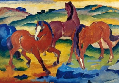 Franz Marc, Die roten Pferde (Wunschgröße, Malerei, Expressionismus, Pferde, Tiere, Herde, Wildpferde, Freiheit, figurativ, Landschaft, Hügel, klassische Moderne, Wohnzimmer, Arztpraxis, Treppenhaus,  bunt)