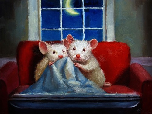 Lucia Heffernan, Horror Movie (Mäuse, Sofa, Couch, Gruselfilm, Fürchten, Angst, Spaß, Grafik, Antropomorphismus, Wunschgröße, witzig, lustig, komisch, Wohnzimmer, Treppenhaus, bunt)