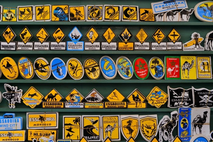 Hady Khandani, ESSAOUIRA SIGNS - MOROCCO (Wunschgröße, HADYPHOTO, Fotografie, Fotokunst, Stadt, Symbole, Zeichen, Essaouira, Sticker, Marokko, Wohnzimmer, Treppenhaus, bunt)