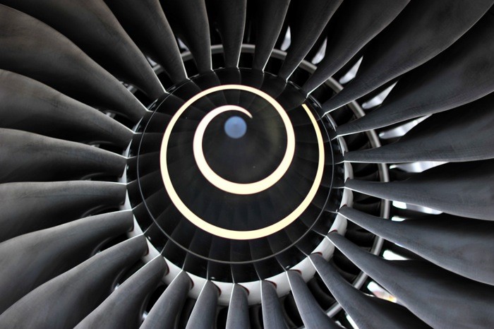 Hady Khandani, JET ENGINE 1 (HADYPHOTO, Fotografie, Flugzeug, Turbine, Düsen, Maschine, Technik, Nahaufnahme, Wunschgröße, Wohnzimmer, Büro, bunt)