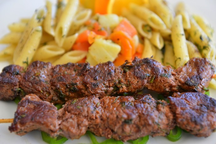 Hady Khandani, KEBAB AND PASTA (HADYPHOTO, Fotografie, Menue, Restaurant, Küche, Wohnzimmer, Treppenhaus, Wunschgröße, bunt)