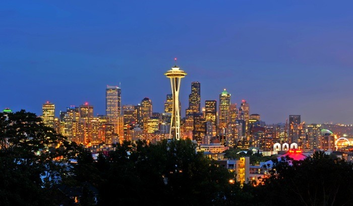 Hady Khandani, NIGHTLY SEATTLE SEEN FROM KERRY PARK
