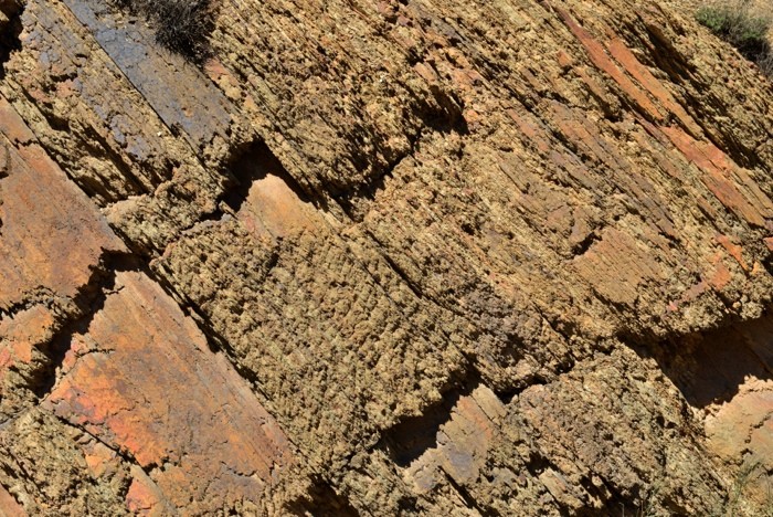 Hady Khandani, ROCK LAYERING (HADYPHOTO, Fotografie, Felsen, Gestein, Steinschichten, Geologie, Wohnzimmer, Treppenhaus, Wunschgröße, bunt)