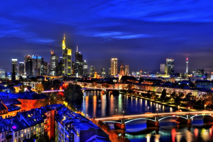 Hady Khandani, HDR - FRANKFURT MAIN SKYLINE BY NIGHT - GERMANY 1 (HADYPHOTO, Fotokunst, Städte, Metropole, Deutschland, Hessen, Skyline, Fluss, Main, Brücke, Fluss, Main, Nachtszene, Beleuchtung, Lichter,  Wunschgröße, Wohnzimmer, bunt)