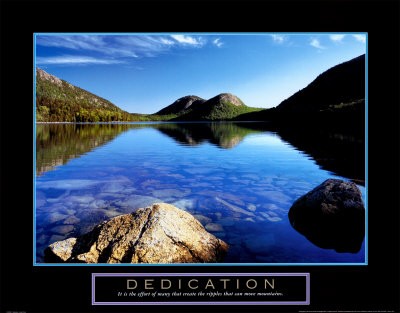 Bild mit Rahmen, Dermot Conlan, Hingabe: Jordan Pond, Aluminium schwarz glänzend (Natur Landschaften Berge See Motivation Weite Ruhe Besinnung)