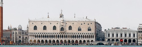 Rolf Fischer, Palazzo Ducale (Wunschgröße, Fotokunst, Venetien, Venedig, Dogenpalast, Piombi, Architektur, Flur, Treppenhaus, Wohnzimmer, bunt)