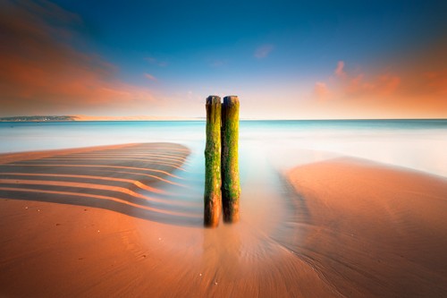 Arnaud Bertrande, Il (Fotokunst, Modern, Landschaft, Meer, Meeresbrise, Horizont,  Wasser, Strand, Himmel, Sonnenlicht, Schatten, Wellenbrecher, Wohnzimmer, Badezimmer, Schlafzimmer, Wunschgröße, bunt)