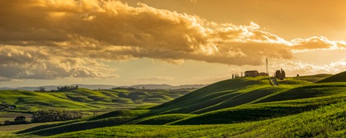 Rolf Fischer, Toscana Crete Abendstimmung (Toskana, Hügel, sanft, Italien, Natur, Landschaft, Sonnenuntergang, Wunschgröße, Fotokunst, Treppenhaus, Wohnzimmer, Arztpraxis, bunt)