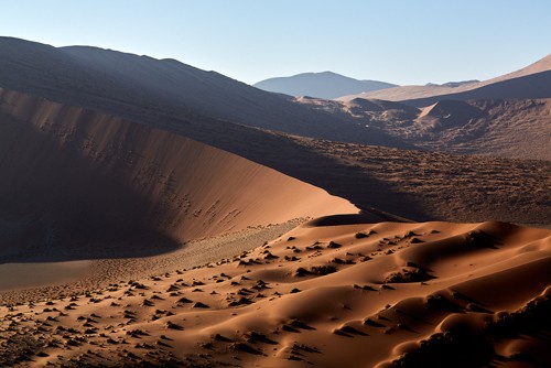 Peter Hillert, Dunewaves (Wüste, Sand, Sanddünen, heiß,  trocken, Namib, Landschaften,  Afrika, Fotokunst, Wohnzimmer, Wunschgröße, bunt)