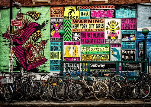 Ronin, New York Street Art (Straßenszene, New York, Plakatwand, Fahrräder, Städte, Treppenhaus, Wohnzimmer, Jugendzimmer, Wunschgröße, Fotokunst, bunt)