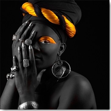 Peter Hillert, I see you (Frau, Gesicht, negroid, Blick, Colorspot, Portrait,  Wohnzimmer, Treppenhaus, Jugendzimmer, Photokunst, Wunschgröße, Modern, zeitgenössisch,  schwarz/silber/orange)