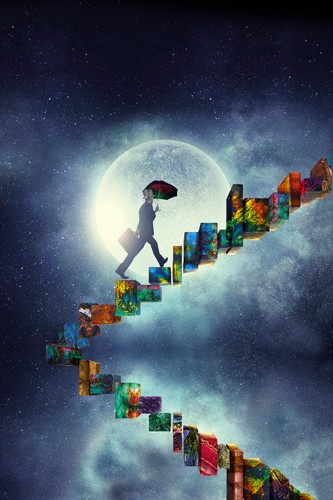 Peter Hillert, The Moonwalker (Mond, Vollmond, Nachthimmel, Stufen, Kisten, aufwärts, Mann, Aktentasche, Regenschirm,  Fantasie, mystisch, surreal, Fotokunst, Wunschgröße, Wohnzimmer, Büro, Treppenhaus, bunt)