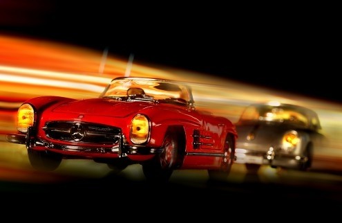 Jean-Loup  Debionne, Cars in action - M.Benz 300SL (Autos, Oldtimer, Cabrio, Straßenszene, Nachtszene, Lichteffekte, Geschwindigkeit, Fotokunst, Wunschgröße, Wohnzimmer, Treppenhaus, bunt)