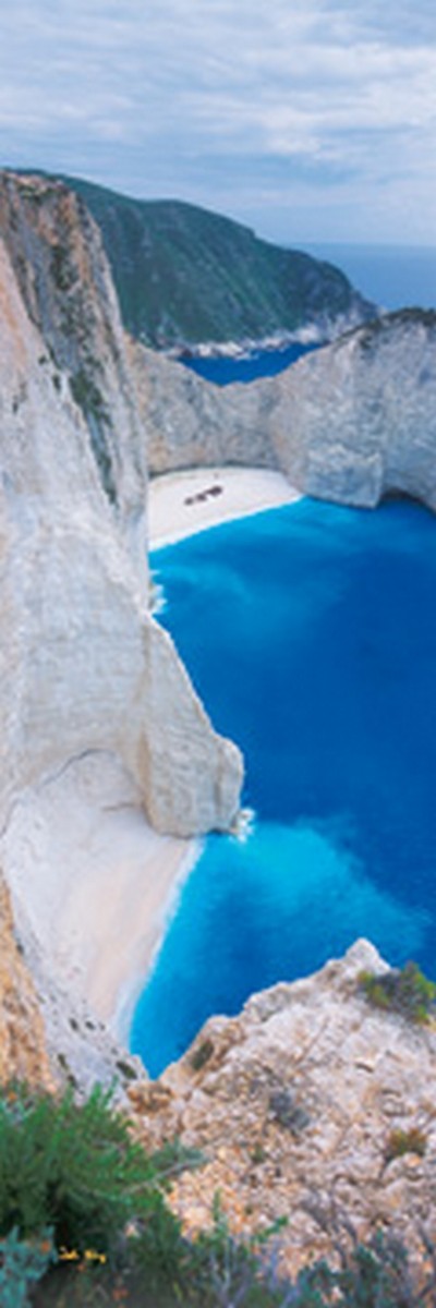 John Xiong, Exotic Places (Meeresbrise, Schlucht, Felsen, Strand, Sand, Traumstrand,  maritim, Horizont, Photokunst, Wunschgröße, Badezimmer, Treppenhaus, Wohnzimmer, bunt)