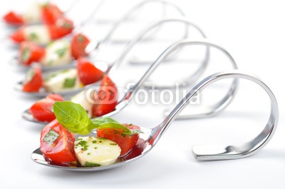 kab-vision, Caprese - Häppchen (caprese, tomaten, mozzarella, basilikum, antipasto, buecher, vorspeise, tomaten, olive-oil, dekorativ, canape, loesung, canal de provence, empfang, finger, festlich, käse, bison, kleines schiff, lecker, party, catering, kalt, teller, einladung, delicac)