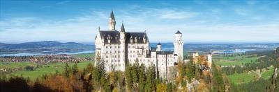 Kramer Henning, Neuschwanstein (Landschaft, Architektur, Schloß, Märchenschloß, Bayern, Ludwig, Fotokunst, Wohnzimmer, Treppenhaus, bunt)