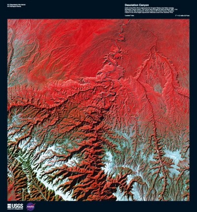 Landsat-7, Desolation Canyon (Wunschgröße, Photokunst, Fotokunst, Nasa, Satellit, Satellitenbild, USA, Utah, Gebirge, Land,  Wohnzimmer, Büro, Treppenhaus, bunt)
