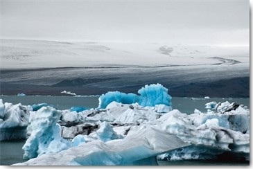 Leo Seidel, Jkulsrln-Island (See, Gletschersee, Eis, Island, Jökulsárlón, Kälte, Landschaft, Treppenhaus, Wohnzimmer, Wunschgröße, Fotokunst, bunt)