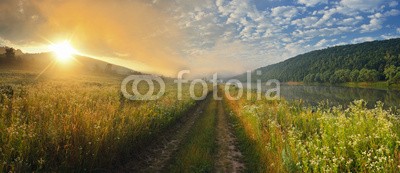 Leonid Tit, morning on the river (Fotokunst,Landschaftsfotografie,Fluss,Weg,Flur,Soziale Einrichtungen,Wohnzimmer,bunt)