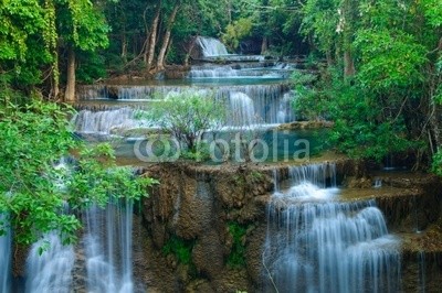 lkunl, Deep forest Waterfall in Kanchanaburi, Thailand (urwald, landschaft, natur, paradise, reinheit, holz, landschaftlich, sturzbach, baum, wald, frisch, frische, grün, cascade, wasserfall, fallen, erstaunlich, hintergrund, schöner, schönheit, katarakt, kühl, flüsschen, exotisch, strömend, flüssi)