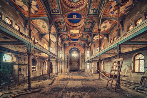 Matthias Haker, Remember (Interieur, Saal, Deckenfresko, Vergänglichkeit, Erinnerung, Nostalgie, Prunk, Pracht, Vergangenheit, Gebäude / Architektur, Verfall,  Wunschgröße, Wohnzimmer, Schlafzimmer, bunt)