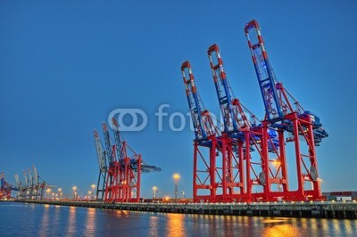 Marco2811, containerbücken im HAFEN (Hamburg, portal, blau, puerto, beleuchtet, brücke, elbe, hafenkran, kuvasz, container, schiff, vessel, logistik, boot, wasser, industrie, nacht, technik, restaurant, gebäude, lastentransport, transport, kräne, kräne, abend, attraktion, hoch, deutschlan)