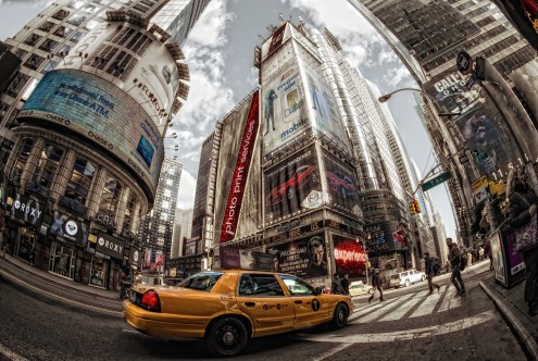 Dr. Michael Feldmann, Times Square Sequel (USA, Amerika, New York, Metropole,  Hochhäuser,  Perspektive, Fischauge, Städte, Gebäude / Architektur, Büro, Business, Wohnzimmer, Wunschgröße, Fotokunst,  bunt)