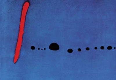 Joan Miro, Bleu II (abstrakte Malerei, schwarze Punkte, Farbfläche, roter Strich, Wohnzimmer, Büro, Treppenhaus, Arztpraxis, blau,Klassische Moderne)