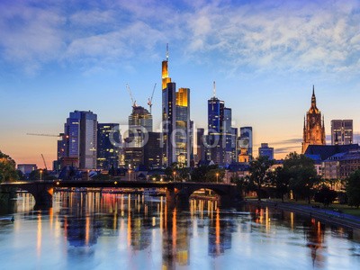 Noppasinw, Frankfurt Skyline, Germany (frankfurt, deutsch, skyline, stadt, tourismus, reisen, urbano, orientierungspunkt, reiseziel, szene, gebÃ¤ude, architektur, skyscraper, sonnenuntergÃ¤nge, busines)