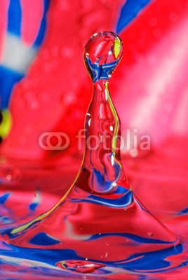 PETER LAKOMY, Splashing Colors, Splashing Water (wasser, wassertropfen, tau, bewegung, regenbogen, isoliert, flüssig, grün, rot, abstrakt, nass, welle, platsch, strömend, flüssigkeit, kunstvoll, verfärbt, fließen, bunt, kunst, blau, entladen, close-up, blase, vielfarbi)