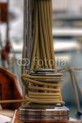 PHOTOPOLITAIN, team spirit esprit d'équipe voilier regate mer ocean yachting (segel, segelboot, boot, regatta, meer, ozean, segelsport, segelboot, mittelmeer, crew, azur, provence, stangen, regatta, segelboot, blau, boot, hafen, fischfang, fischer, seil, brücke, teakholz, besinnung, kette, anker, bar, steuerruder, welle, schau)