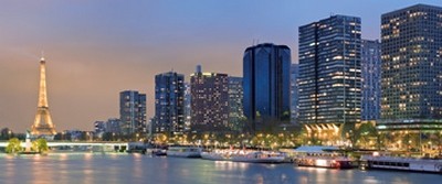 Rainer Mirau, Paris I (Hochhäuser, Skyline, Hauptstadt, Paris, Eiffelturm, Seine, Reflexionen, Metropole, Frankreich, Architektur, Städte, Fotografie, Abendszene, Wunschgröße, Wohnzimmer, Büro, bunt)