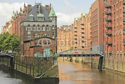 Starpics, Hamburg Speicherstadt (old city magazines) (hamburg, hansestadt, speicherstadt, speicher, deutschland, puerto, zollfrei, zoll, waterfront, stadt, wasser, ebbe, flüstern, tide, wasserspiegel, elbe, brücke, lager steinplatten, norddeutschland, seefahrt, fleet, kanal, fluß, gebäude, backstein, backste)