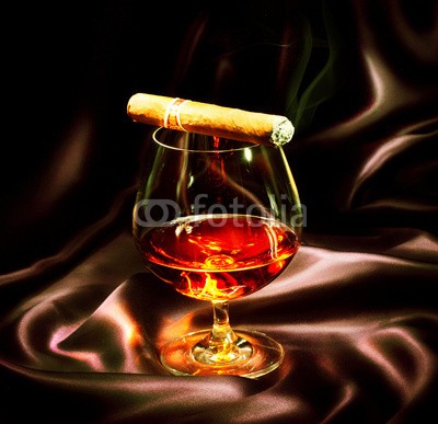 Subbotina Anna, Cognac and cigar. Glass of brandy over dark background (cognac, weinbrand, zigarre, alkohol, rauchend, satin, whiskey, glas, hintergrund, schütten, rare, tisch, teuer, bar, flüssigkeit, schottische, rot, dunkel, braun, getränke, trinken, kneipe, seide, schuß, stark, restaurant, spirit, 1, schwarz, glat)