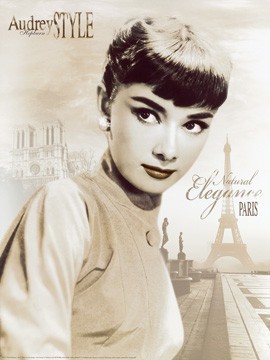 Tashimoto, Natural Elegance - Paris (Audrey Hepburn, Schauspielerin, Persönlichkeiten, Kult, Pop, Vintage, Plakatkunst, Frau, Portrait, Wohnzimmer, Treppenhaus, sepia)