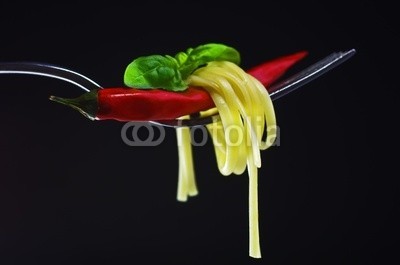 tanja_riedel, Hot Pasta II (chilies, essen, gewürz, kraut, küche, essen, steine, steine, rot, spaß, werbung, abstrakt, abstrakt, kunst, sorte, weinen, asiatisch, wohnen, dekoration, dekoration, dekorativ, geniessen, weiß, grau, gesund, gesundheit, medizin, bar, restaurant, nude)