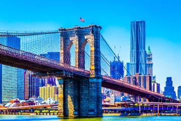 Toby Seifinger  New York in Colors 1 (New York, Stadt, Metropole, Skyline, Brooklyn Bridge, Coloriert, Photokunst, Wunschgröße, Wohnzimmer, Büro, zeitgenössisch, bunt)