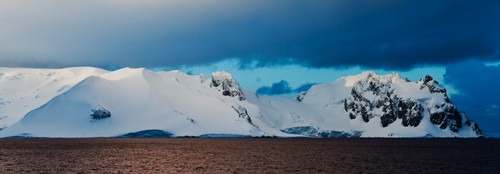 Ulf Brömmelhörster, Terra Polaris (Landschaft, Meer, Berge, Landschaftsfotografie, Stille, Ruhe, Winter, Schnee, Eis, Natur, Wunschgröße, Fotografie, Treppenhaus, Wohnzimmer,)